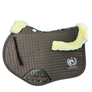 Capreole Lammfellschabracke Springen – Braun